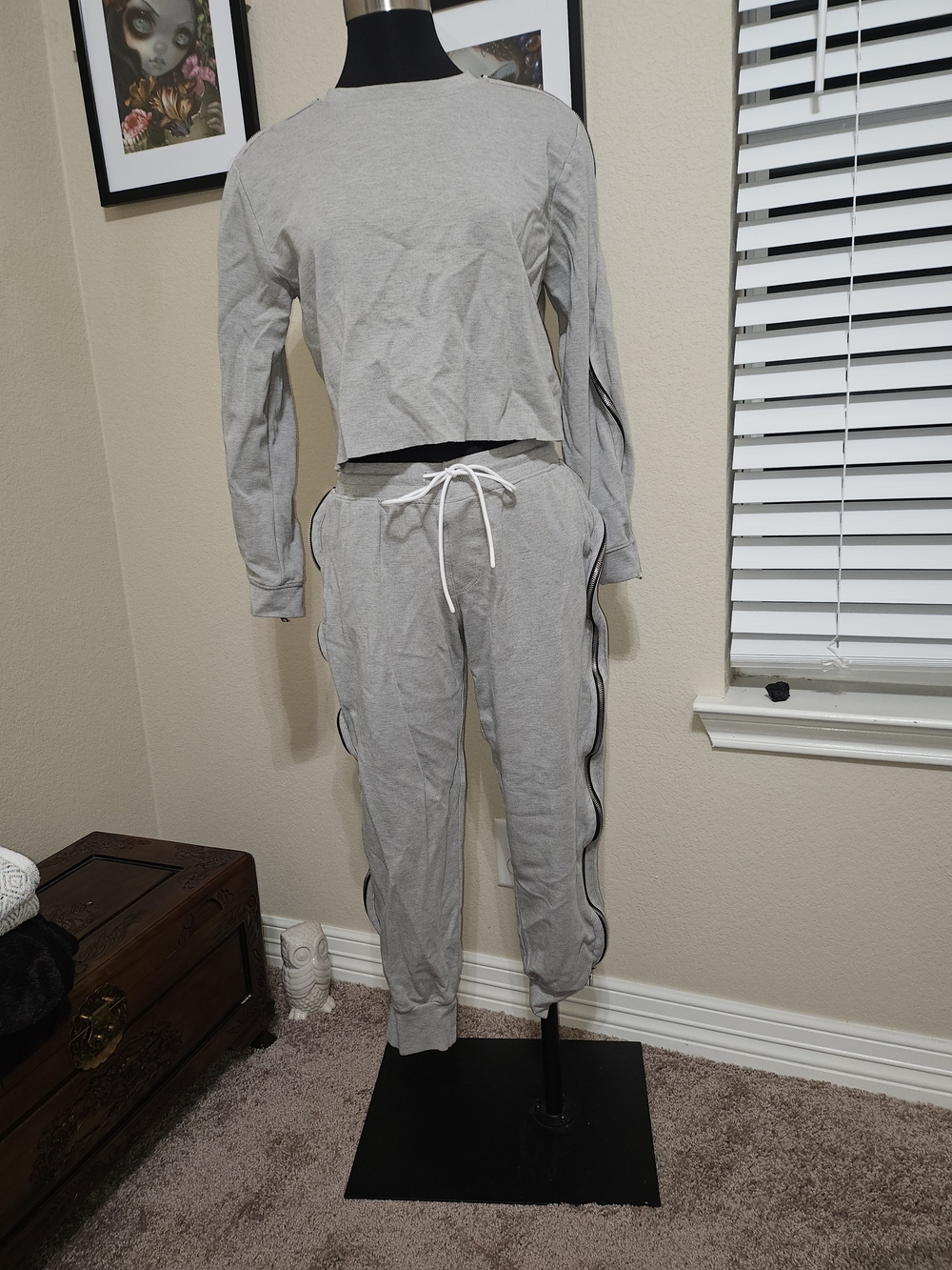 Halfheart Two-Piece Lounge Set with Side Stripe Sz M